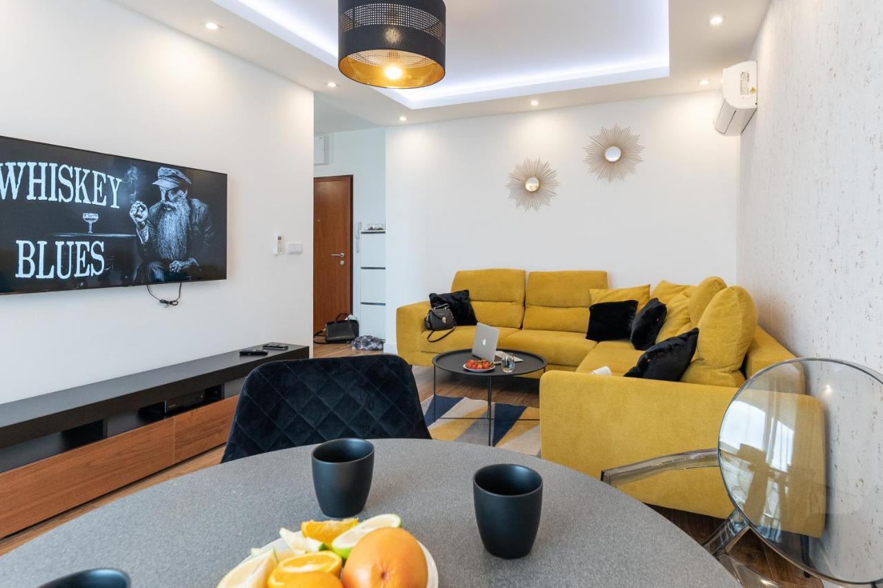Wola Luxury Apartment Warsaw
