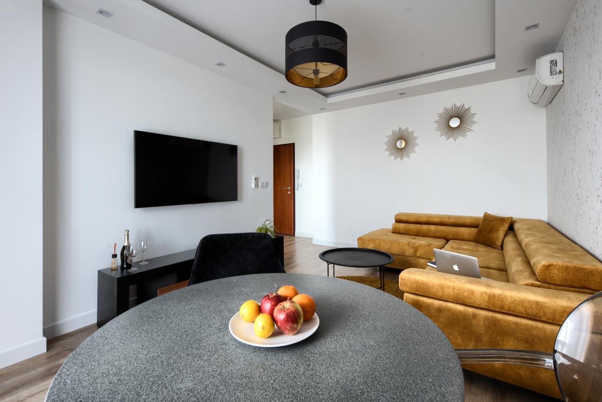 Wola Luxury *
