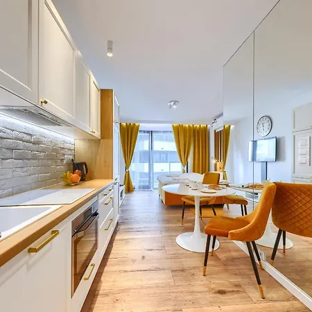 Wola Luxury Stay Warszawa Zewnętrze zdjęcie
