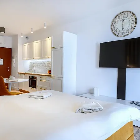 Wola Luxury Stay Warszawa Zewnętrze zdjęcie