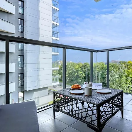 Wola Luxury Stay Warszawa Zewnętrze zdjęcie