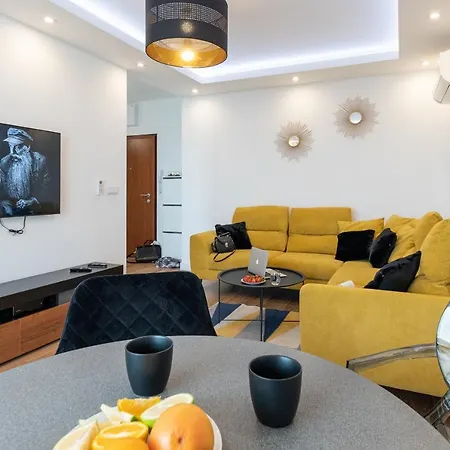 Wola Luxury Stay Warszawa Zewnętrze zdjęcie