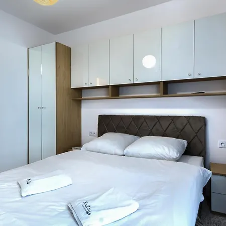 Wola Luxury Stay Warszawa Zewnętrze zdjęcie