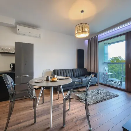 Wola Luxury Stay Warszawa Zewnętrze zdjęcie