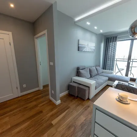 Wola Luxury Stay Warszawa Zewnętrze zdjęcie