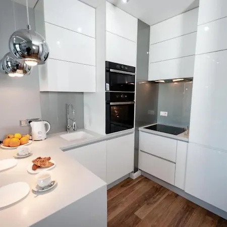 Wola Luxury Stay Warszawa Zewnętrze zdjęcie