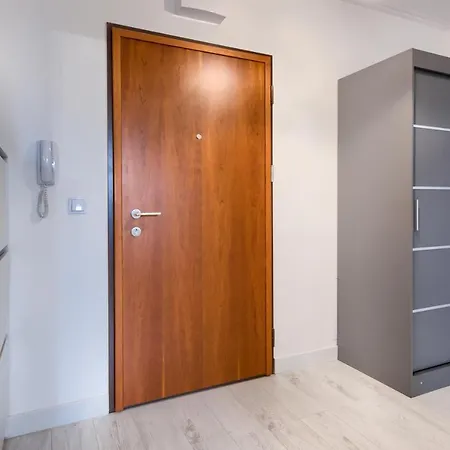 Wola Luxury Stay Warszawa Zewnętrze zdjęcie