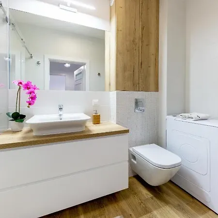 Wola Luxury Stay Warszawa Zewnętrze zdjęcie