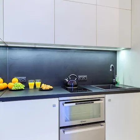 Wola Luxury Stay Warszawa Zewnętrze zdjęcie