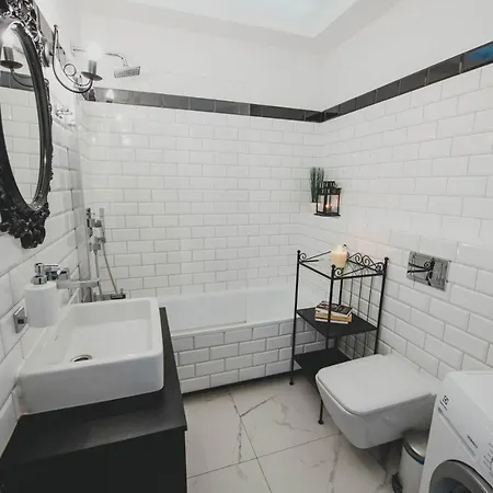 Wola Luxury Stay Warszawa Zewnętrze zdjęcie
