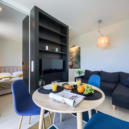 Wola Luxury Stay Warszawa Zewnętrze zdjęcie