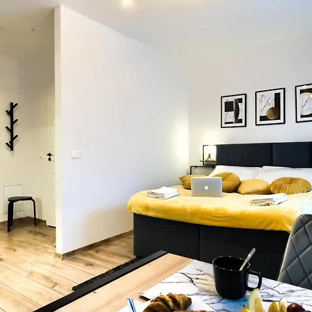 Wola Luxury Stay Warszawa Zewnętrze zdjęcie